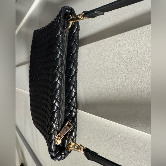 Melie Bianco Black Woven Clutch by Anthropologie - Picture 3 of 7